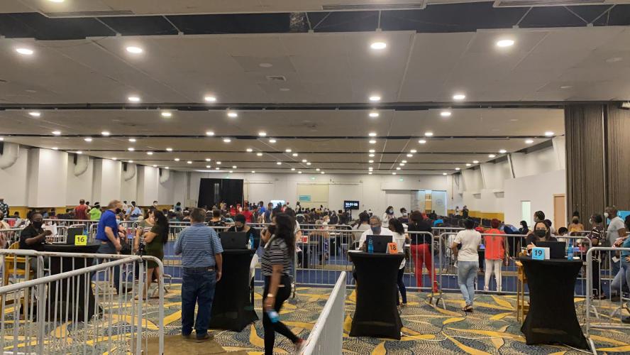 Vandaag spontaan gevaccineerd op Curaçao. 