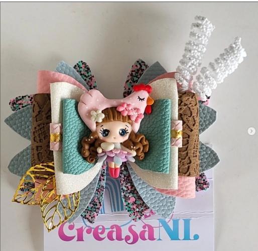 Bows, bows, bows, made by CreasanL