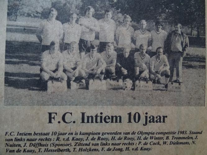 Leijpark013 foto's van mij in de krant 