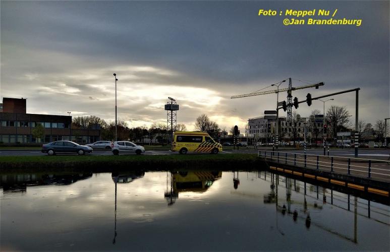 THREE IN ONE (3 in 1):