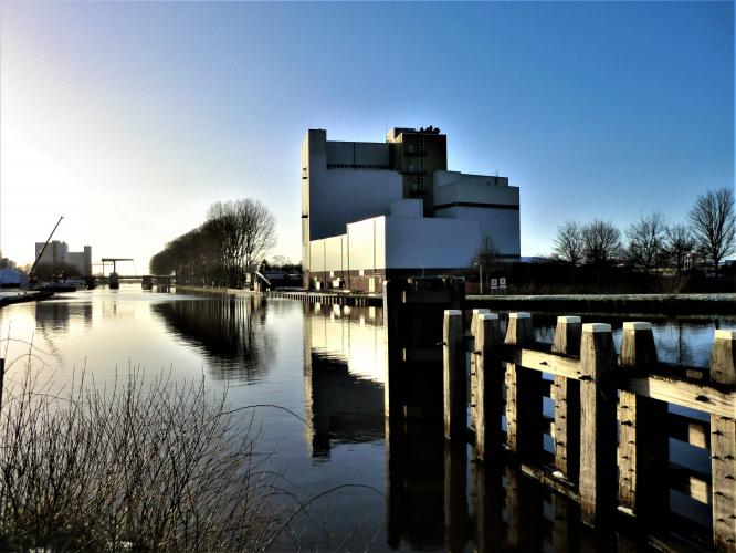 MEPPELERDIEP en haar industrie 