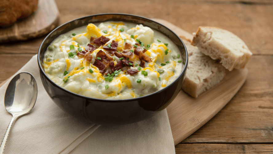 Potato Soup with Bacon: A Creamy, Comforting Recipe for Chilly Days