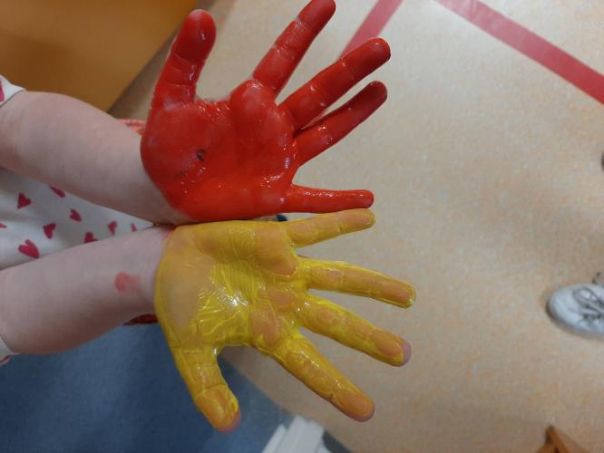 From sad, to happy faces at the Extracurricular shelter 