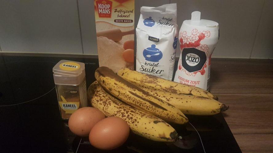 Low budget: Bananenbrood met kaneel
