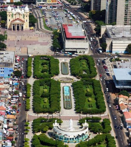 Monument To The Chinita.