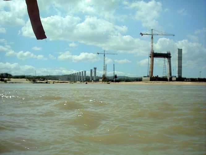 Mis recuerdos en fotos. Construcción del segundo puente sobre el Rio Orinoco