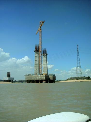 Mis recuerdos en fotos. Construcción del segundo puente sobre el Rio Orinoco