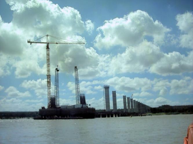 Mis recuerdos en fotos. Construcción del segundo puente sobre el Rio Orinoco