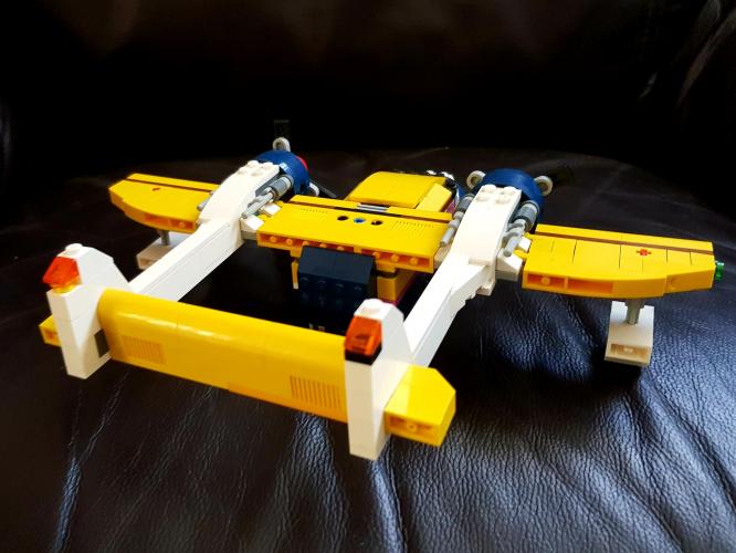 Lego plane