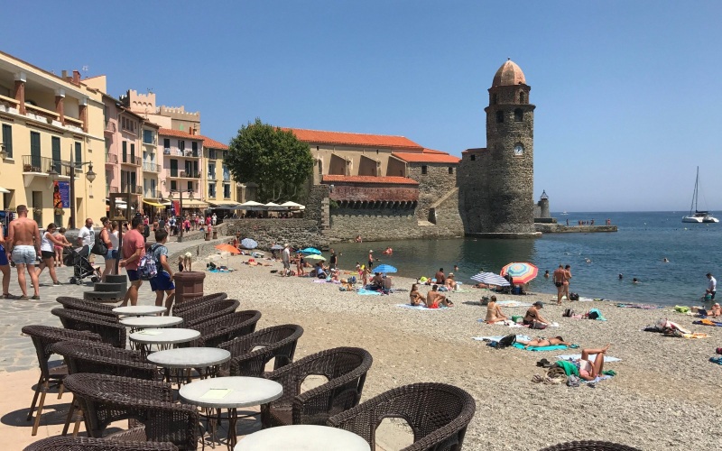 Collioure; pittoresque, zon, zee en strand