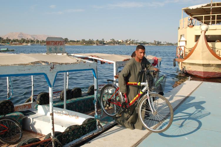 Cycling to the Valley of the Kings.