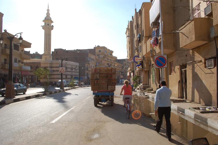 Cycling to the Valley of the Kings.