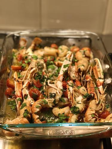 Linguine met langoustines en gamba’s. 