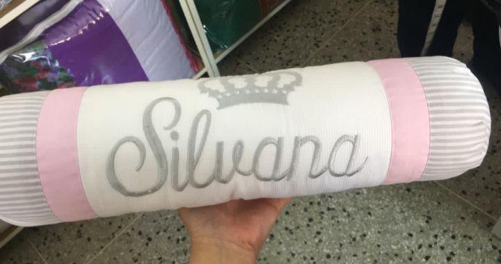 Protector de cuna femenino 