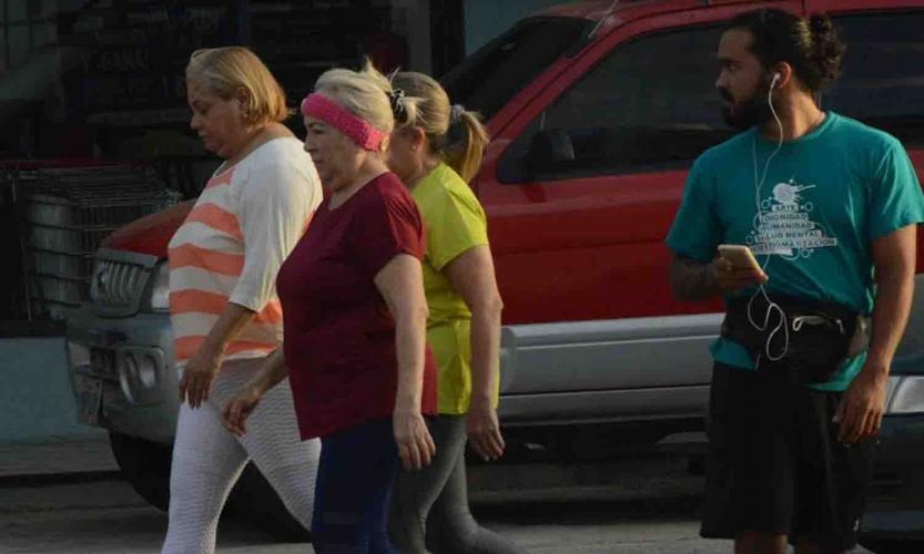 Siguen bajando los casos de Covid-19 en la región