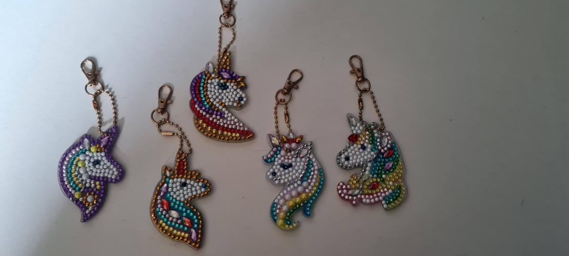 5 Diamond painting keychains