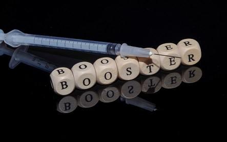 De boosterprik