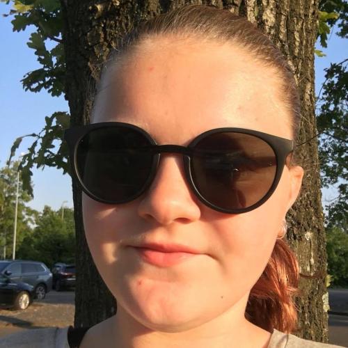 Kleine meisjes worden ineens heel groot