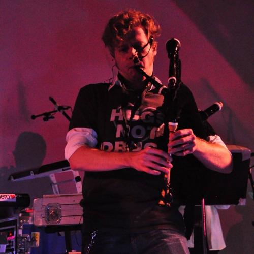 Masserratti 2 lts presentaba el show 