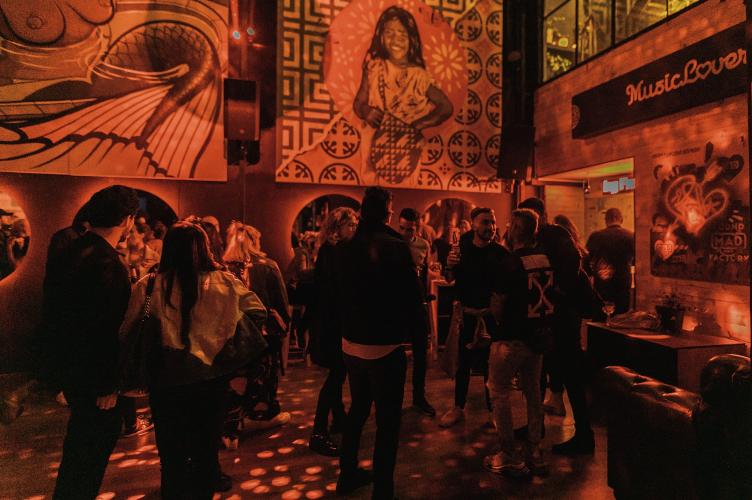 Mad Radio Bogotá: El nuevo parchadero