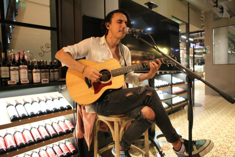 Cuando la fotografía suena...amistades trae.