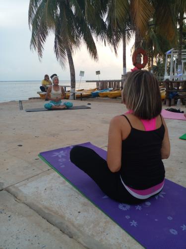 Yoga-Cancer My Rosa.