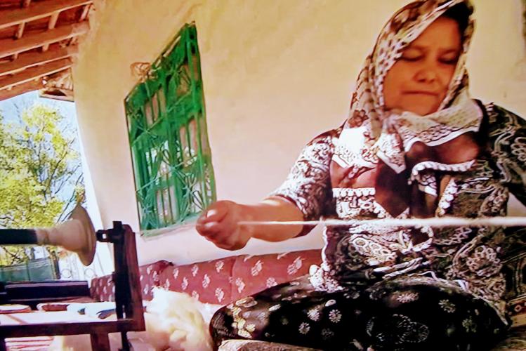 The comprehensive working process to manufacture a Turkish carpet (process of a Turkish rug)