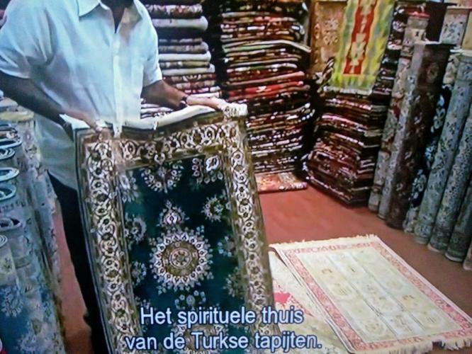 The comprehensive working process to manufacture a Turkish carpet (process of a Turkish rug)