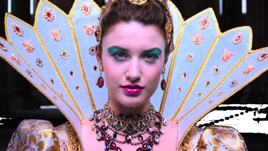 How old is the queen of England?