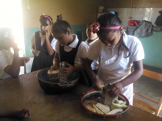 “The Art of Educating  “     “ El Arte de Educar “