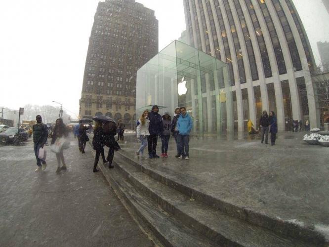 La familia Gomez en vivo y en directo Apple!