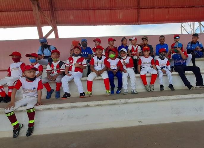 Equipo de beisbol kids