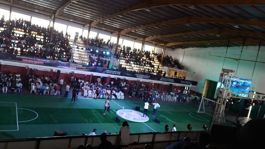 I am Michael Kolapo, an erudite writer and a lover of football 