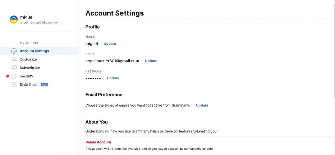 Desde el punto de vista estético, la torre Eiffel rompió con la idea de que los edificios bellos debían ser de piedra. Ahora la estructura ya no sería solo funcional sino estética. Esto fue logrado al desnudar totalmente la estructura y convertirla en el 