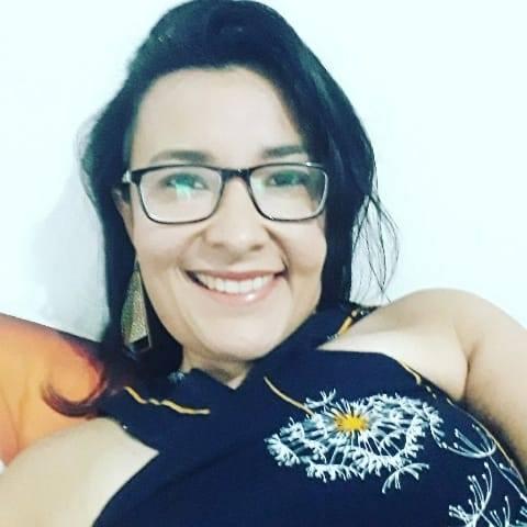 Hoje é meu primeiro dia de trabalho, mas esperamos que seja apenas o começo de vários dias felizes e produtivos.