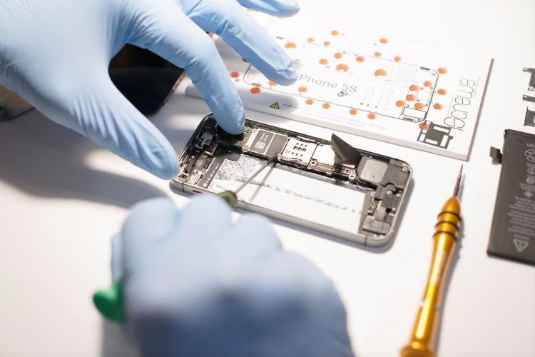 Samsung Cell Phone Screen Repair