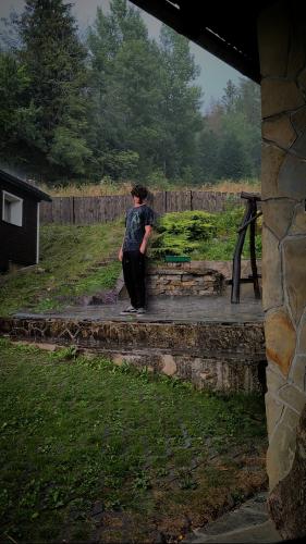 Heey Im Thomas and Im 21 years old. Im from Slovakia (a lil sh*thole tbh) you prob dont know where it is do you? Its a small country in the middle of Eu. You might be asking do you have any hobbies? YES I DO (besides eating) I do breakdance, gymnastics, w