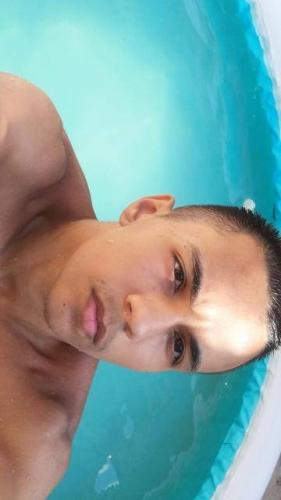 Hi, my name is Mihai, I am a student, I am 16 years old, I am from Urlați, Prahova, Romania. My passions are boxing, going to the gym, playing minecraft with my girlfriend and sleeping. I've been going to the gym for almost a year now and I can say that I