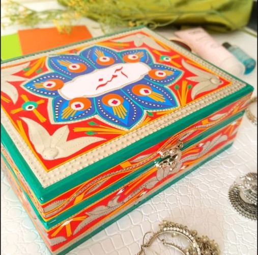 Affordable vs Luxury Jewelry Boxes: What’s the Price Difference in Pakistan?