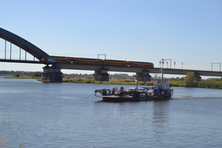 een korte wandeling langs het water
