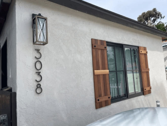 Enhance Curb Appeal with Modern Metal Floating House Numbers
