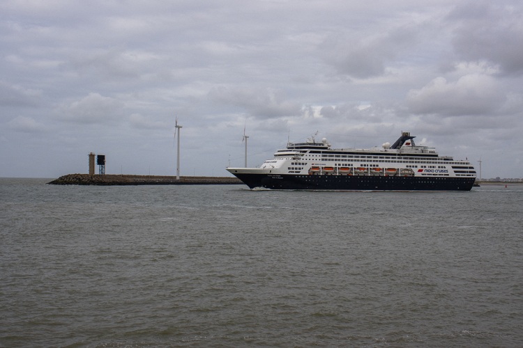 A shipspotting weekend