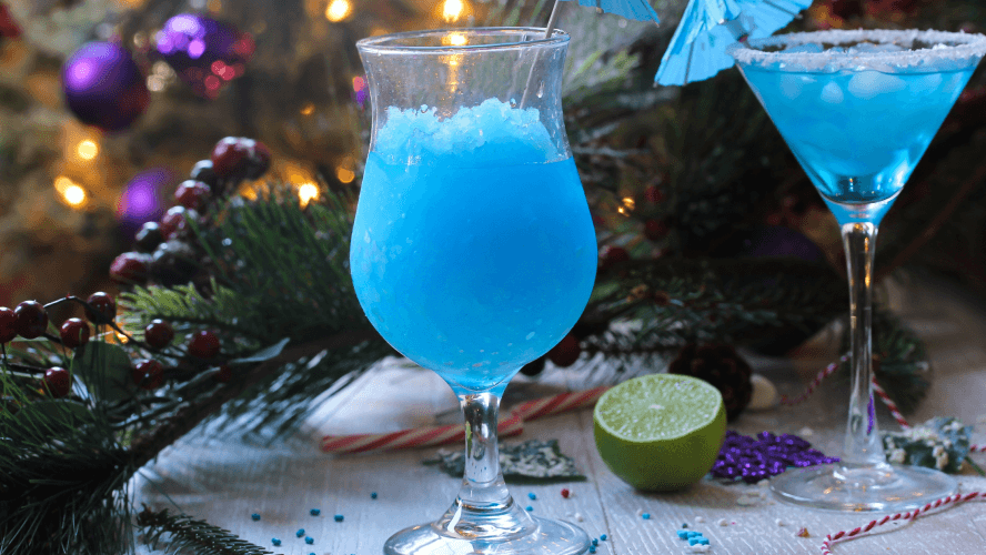 5 Festive Christmas Cocktails with Curaçao Azul to Try This Holiday Season