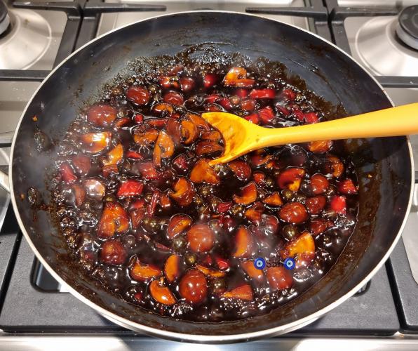 Sannie's Oosters wokgerecht met gepluisde kip