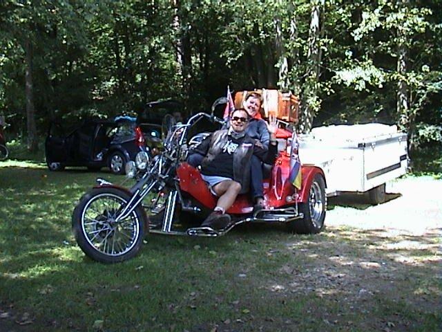 Vouwcaravan erachter en daar gingen we...