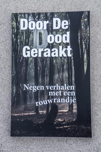 Door De Dood Geraakt