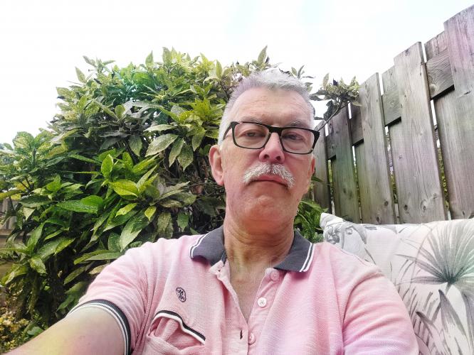 Selfie licht en donker 