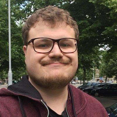  Rob * on Twitter