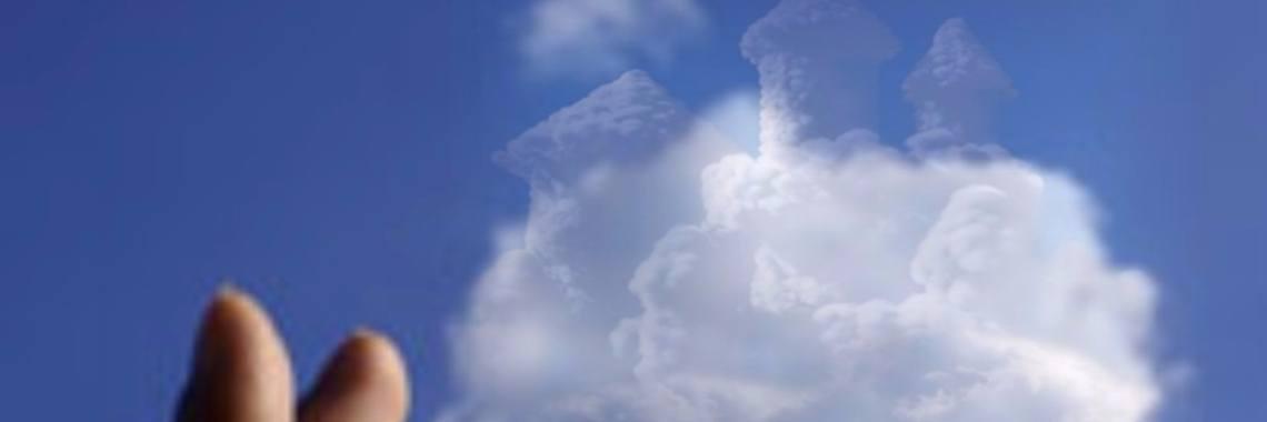  Hoog in de wolken