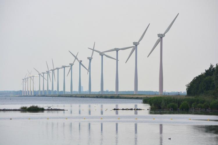  Waarom windmolens bij te harde wind stil worden gelegd